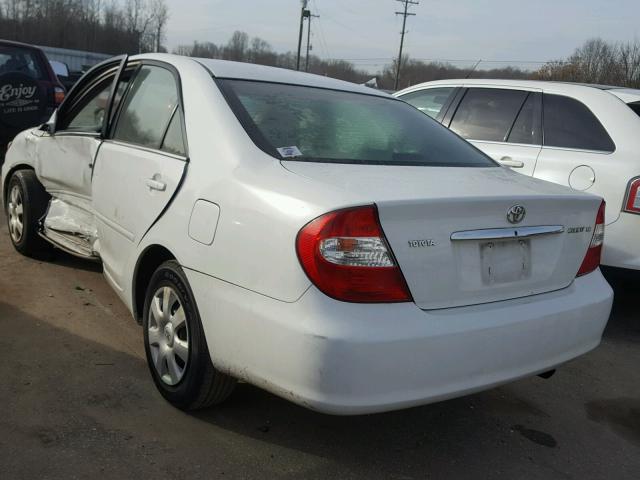 4T1BE32K93U668592 - 2003 TOYOTA CAMRY LE WHITE photo 3