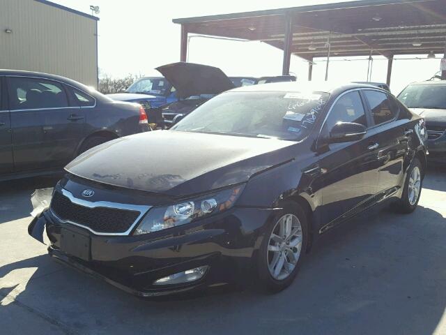 5XXGM4A77DG218799 - 2013 KIA OPTIMA LX BLACK photo 2