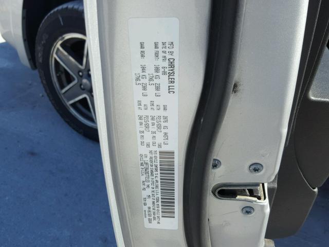 1J8FF28W28D772123 - 2008 JEEP PATRIOT SP SILVER photo 10