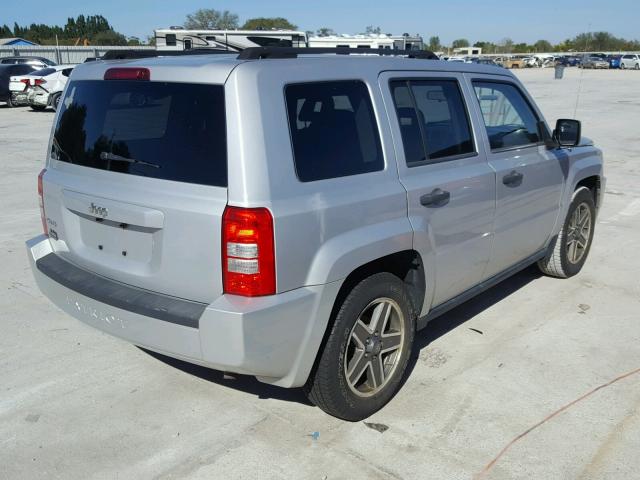 1J8FF28W28D772123 - 2008 JEEP PATRIOT SP SILVER photo 4