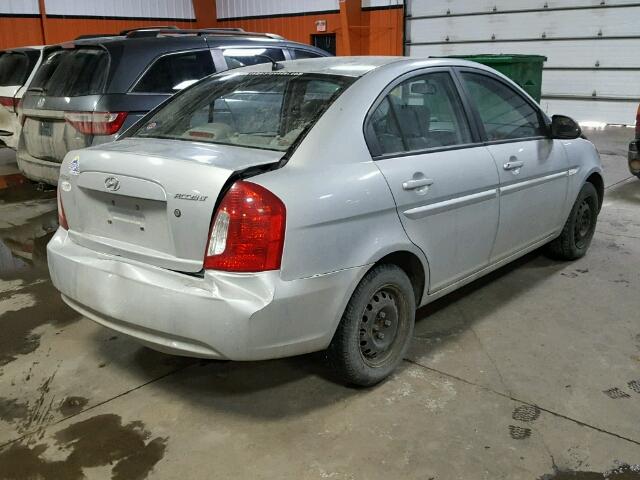 KMHCN45C17U155860 - 2007 HYUNDAI ACCENT GLS SILVER photo 4