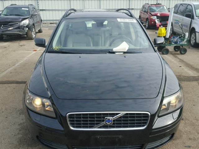 YV1MW382762157149 - 2006 VOLVO V50 2.4I BLACK photo 9