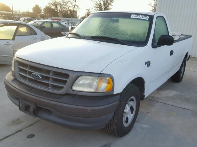 1FTRF17W71NB16371 - 2001 FORD F150 WHITE photo 2