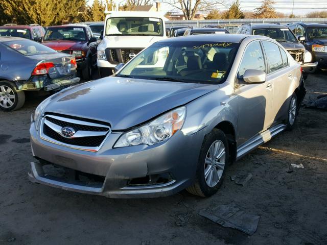 4S3BMCC61A3212209 - 2010 SUBARU LEGACY 2.5 SILVER photo 2