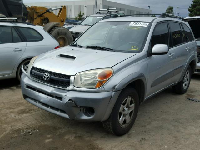 JTEGD20VX40043742 - 2004 TOYOTA RAV4 SILVER photo 2