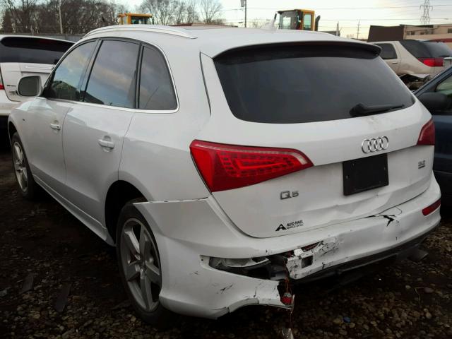 WA1DKAFP5CA026334 - 2012 AUDI Q5 PREMIUM WHITE photo 3