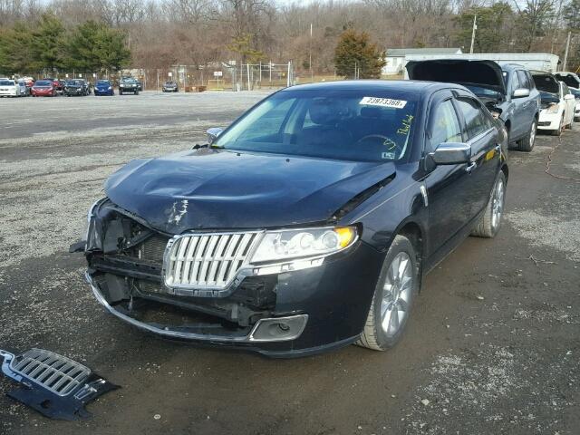 3LNHL2JC7CR829257 - 2012 LINCOLN MKZ BLACK photo 2