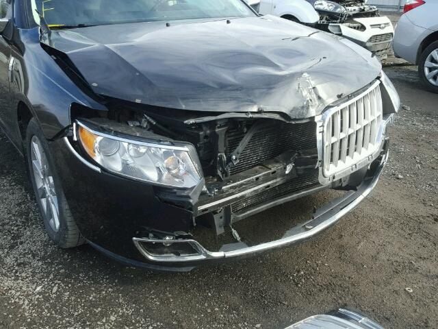 3LNHL2JC7CR829257 - 2012 LINCOLN MKZ BLACK photo 9