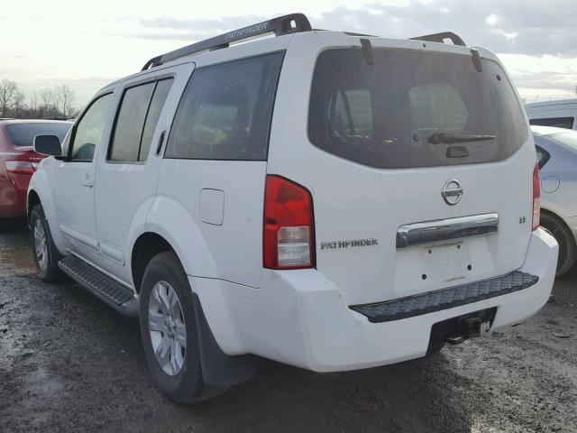 5N1AR18W16C606175 - 2006 NISSAN PATHFINDER WHITE photo 3