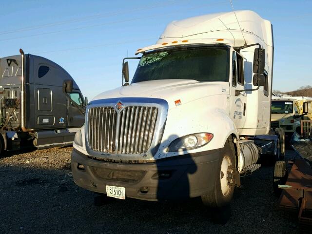 3HSDJSJRXDN133957 - 2013 INTERNATIONAL PROSTAR أبيض صورة 2
