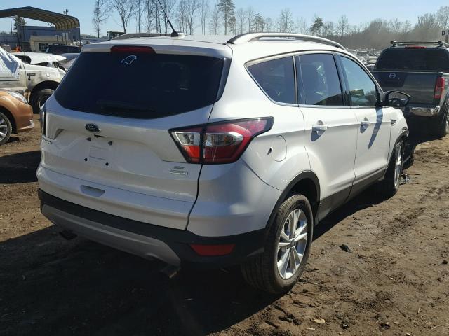 1FMCU0GD5HUE51323 - 2017 FORD ESCAPE SE WHITE photo 4