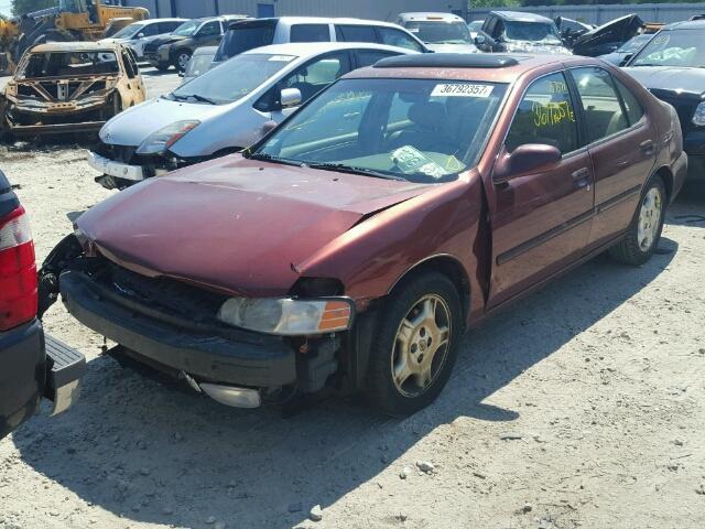 1N4DL01A8YC231907 - 2000 NISSAN ALTIMA XE RED photo 2