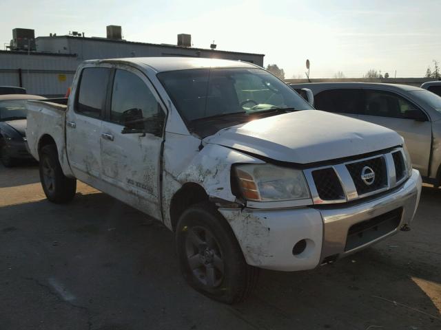 1N6AA07A25N516979 - 2005 NISSAN TITAN XE WHITE photo 1