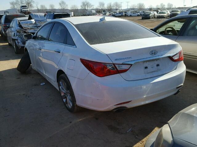 5NPEC4ACXCH390190 - 2012 HYUNDAI SONATA SE WHITE photo 3