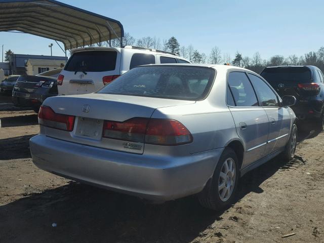 1HGCG56792A065504 - 2002 HONDA ACCORD SE SILVER photo 4