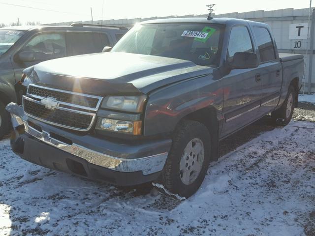 2GCEK13Z771142375 - 2007 CHEVROLET SILVERADO BLUE photo 2