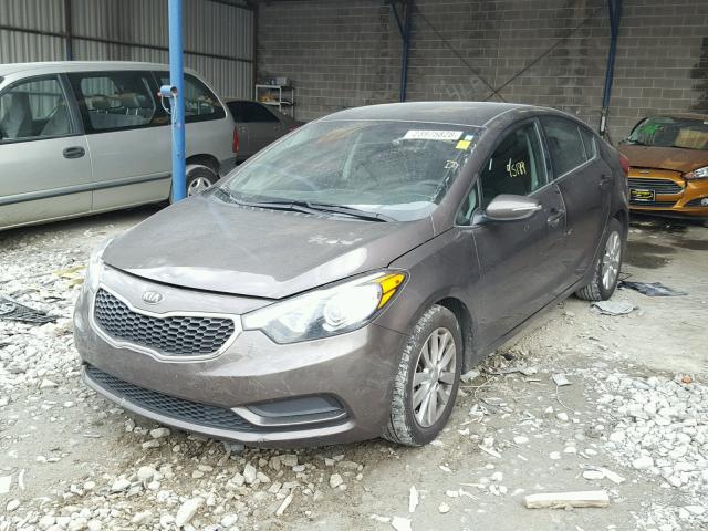 KNAFX4A68E5153362 - 2014 KIA FORTE LX BROWN photo 2