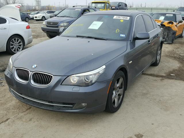 WBANV93578C130299 - 2008 BMW 535 XI GRAY photo 2