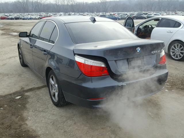 WBANV93578C130299 - 2008 BMW 535 XI GRAY photo 3