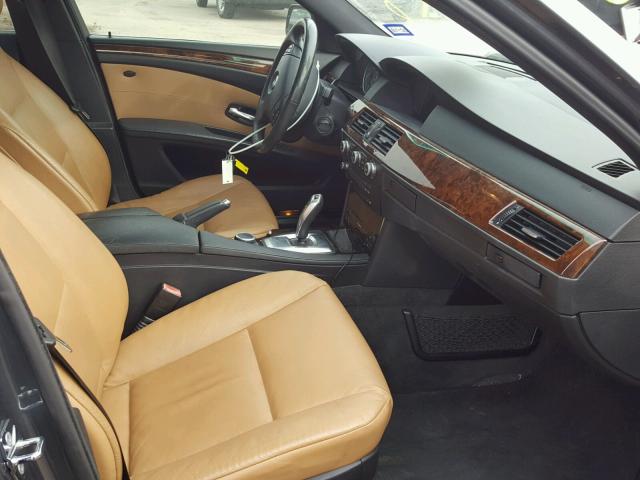 WBANV93578C130299 - 2008 BMW 535 XI GRAY photo 5