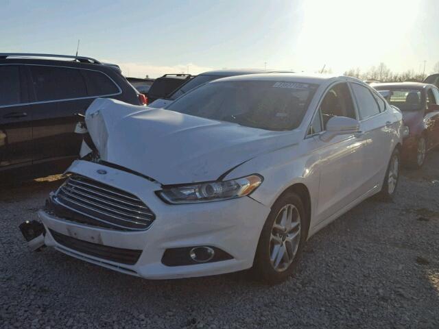 3FA6P0HR0DR268549 - 2013 FORD FUSION SE WHITE photo 2