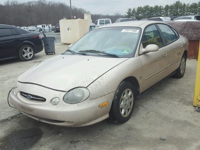 1FAFP52SXWA235760 - 1998 FORD TAURUS LX TAN photo 2