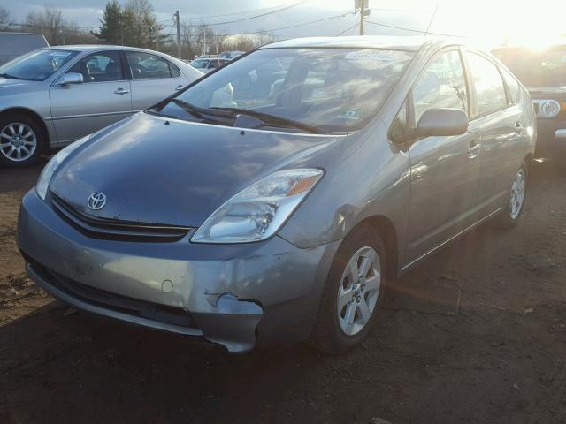 JTDKB20U853054217 - 2005 TOYOTA PRIUS GRAY photo 2