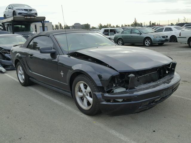 1ZVHT84N675370328 - 2007 FORD MUSTANG BLACK photo 1