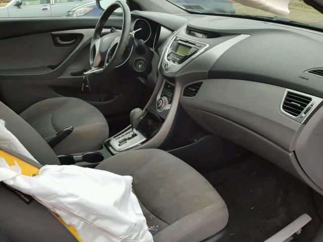 KMHDH4AE7CU449566 - 2012 HYUNDAI ELANTRA GL GRAY photo 5