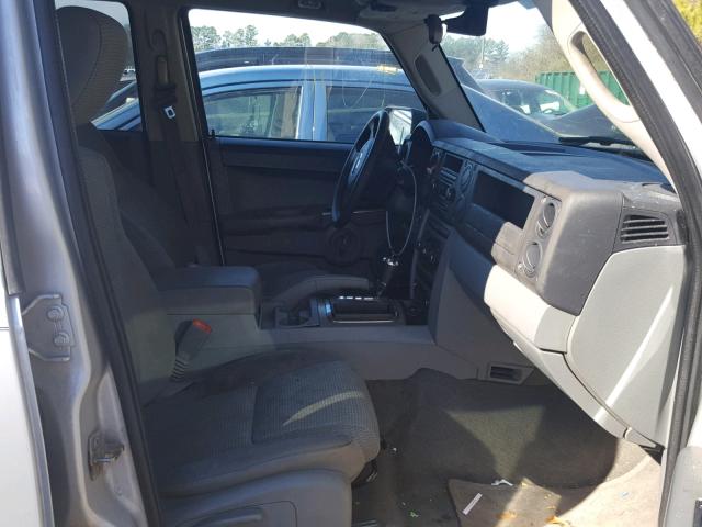 1J8HG48K67C512553 - 2007 JEEP COMMANDER SILVER photo 5