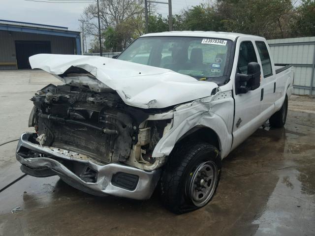 1FT7W2ATXFEB68581 - 2015 FORD F250 SUPER WHITE photo 2