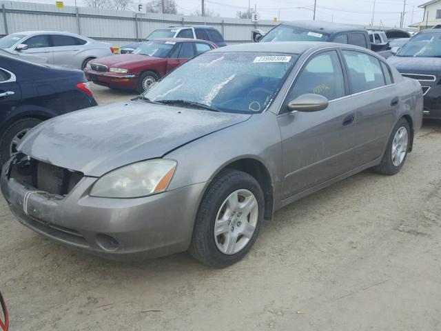 1N4AL11D13C156799 - 2003 NISSAN ALTIMA BAS GRAY photo 2