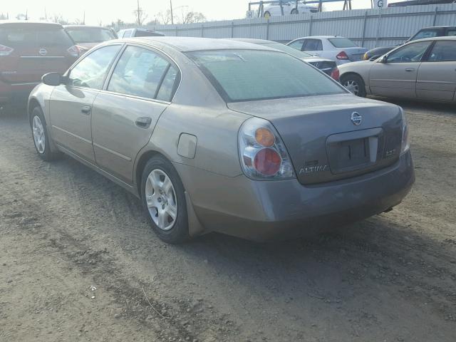 1N4AL11D13C156799 - 2003 NISSAN ALTIMA BAS GRAY photo 3