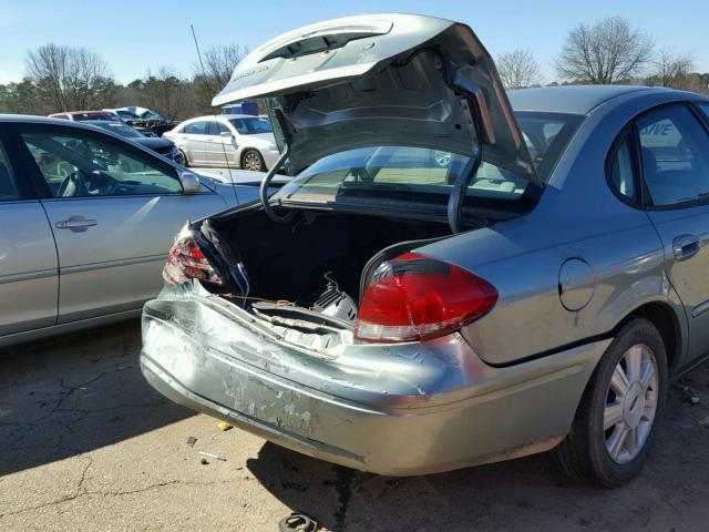 1FAFP56275A228676 - 2005 FORD TAURUS SEL GRAY photo 9