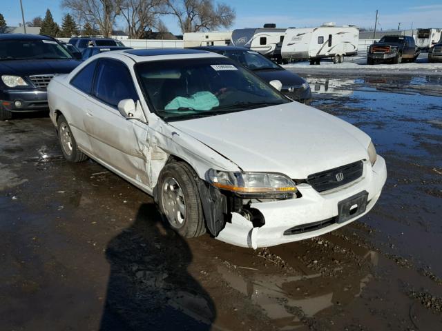 1HGCG3253YA020754 - 2000 HONDA ACCORD EX WHITE photo 1