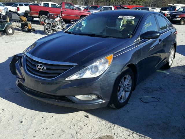 5NPEB4AC2DH546839 - 2013 HYUNDAI SONATA GLS BLUE photo 2