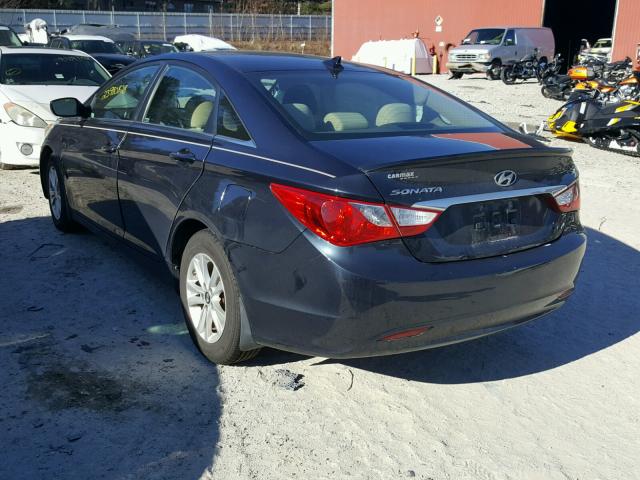 5NPEB4AC2DH546839 - 2013 HYUNDAI SONATA GLS BLUE photo 3