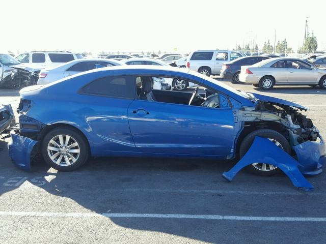 KNAFX6A89E5182317 - 2014 KIA FORTE EX BLUE photo 9