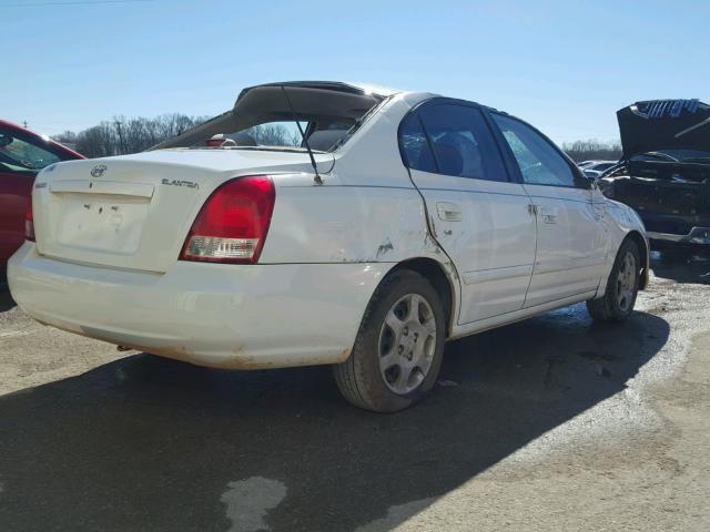 KMHDN45D43U542992 - 2003 HYUNDAI ELANTRA GL WHITE photo 4