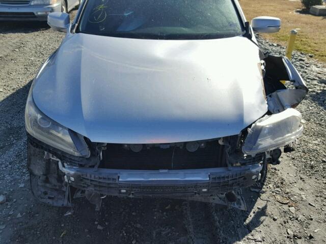 1HGCR2F74DA028971 - 2013 HONDA ACCORD EX SILVER photo 9