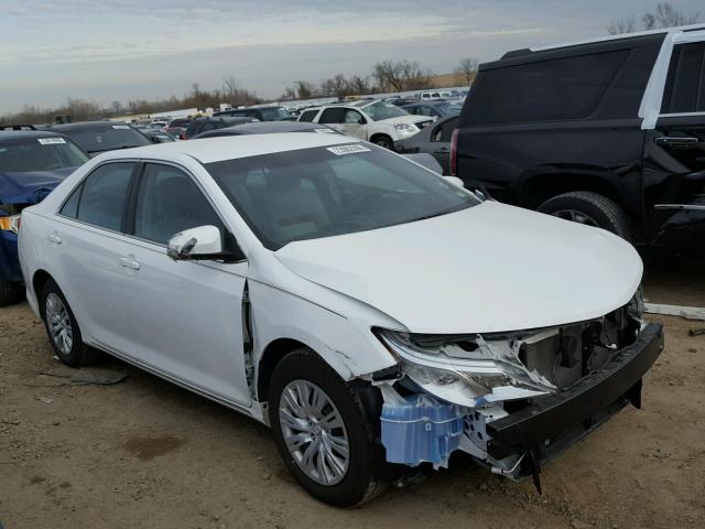 4T4BF1FK0ER365558 - 2014 TOYOTA CAMRY L WHITE photo 1