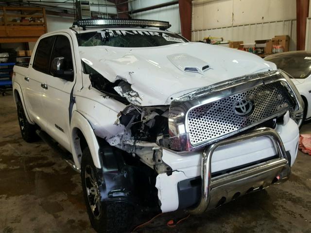 5TBDV58167S463208 - 2007 TOYOTA TUNDRA CRE WHITE photo 1