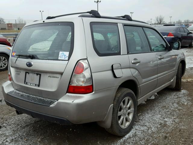 JF1SG65647H711884 - 2007 SUBARU FORESTER 2 SILVER photo 4