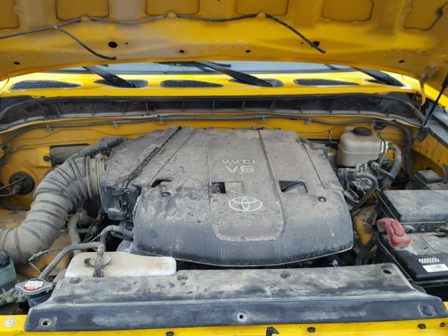 JTEBU11F58K026224 - 2008 TOYOTA FJ CRUISER YELLOW photo 7