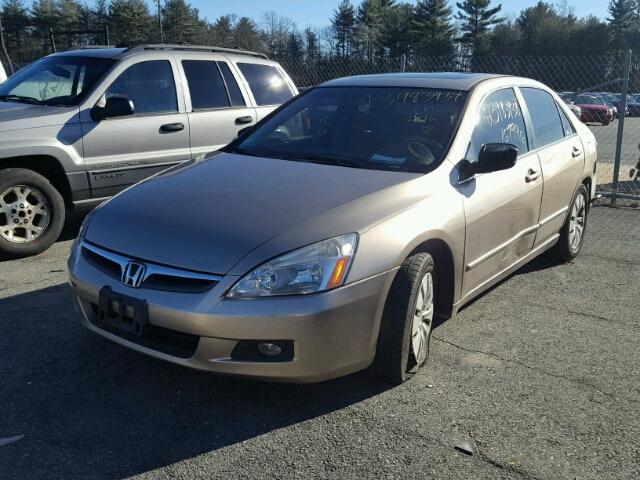 1HGCM56653A133282 - 2003 HONDA ACCORD EX GOLD photo 2