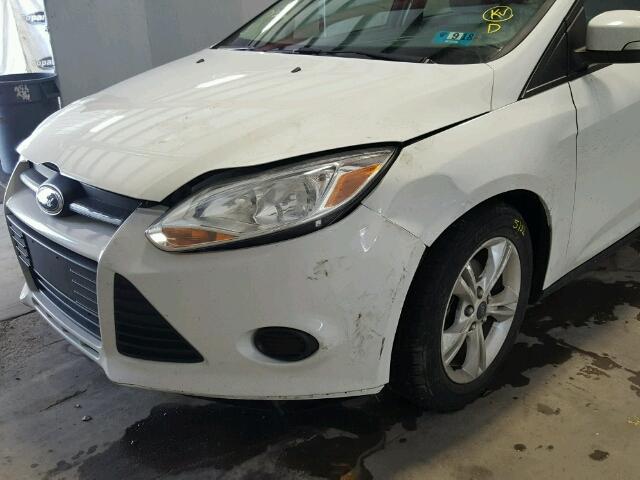 1FADP3F29EL181750 - 2014 FORD FOCUS SE WHITE photo 9