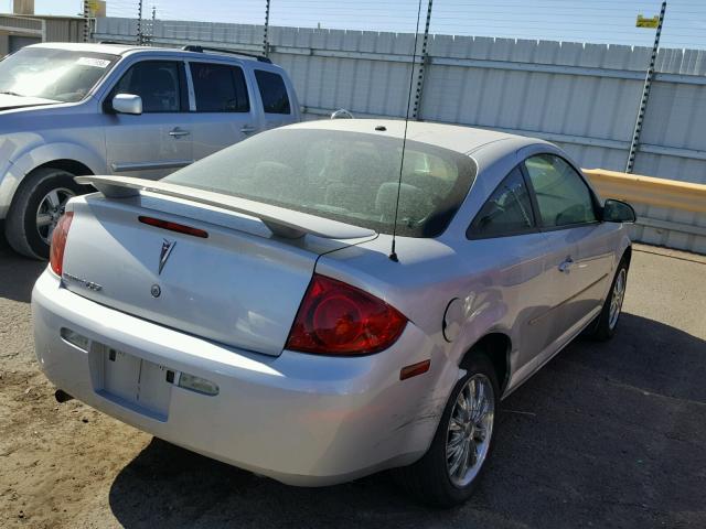 1G2AL15F977379486 - 2007 PONTIAC G5 SILVER photo 4