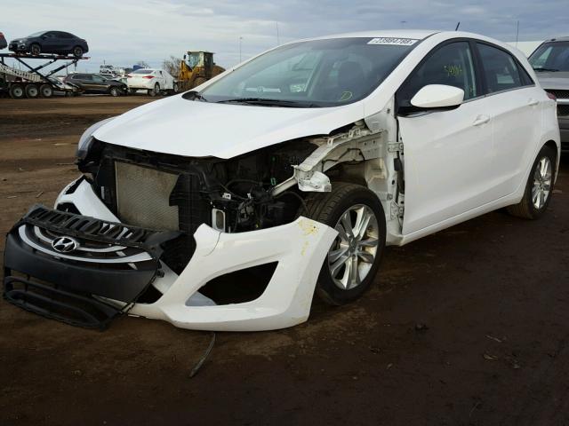 KMHD35LH4EU174334 - 2014 HYUNDAI ELANTRA GT WHITE photo 2