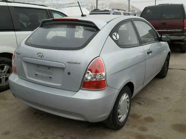 KMHCM36C59U107504 - 2009 HYUNDAI ACCENT GS SILVER photo 4