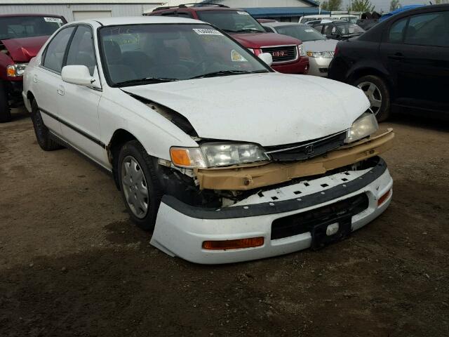 1HGCD5638TA003745 - 1996 HONDA ACCORD LX WHITE photo 1